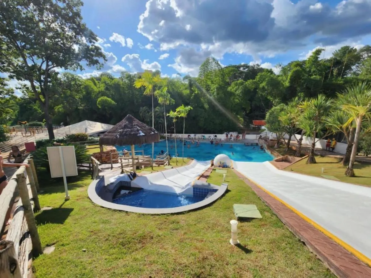Apart Hotel CTC - Edifício Araras Caldas Novas Brasil